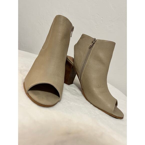 Steve Madden Peep Toe Booties Beige Leather – 7.5 - Picture 8 of 8